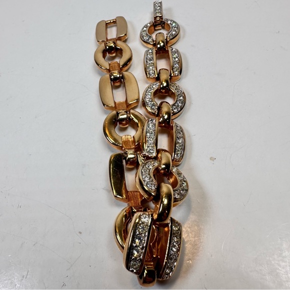 Swarovski Swan square & round link bracelet Swarovski crystal gold tone - Picture 2 of 6